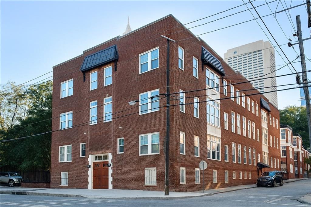 690 Piedmont Avenue NE 6