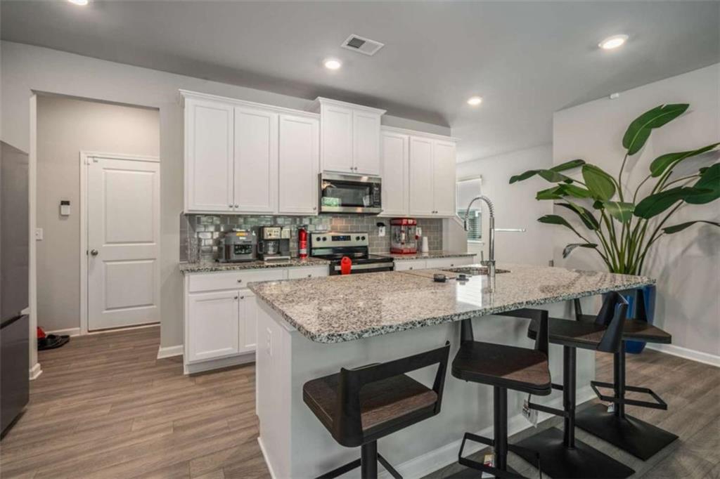 BROWNS MILL WALK - Residential