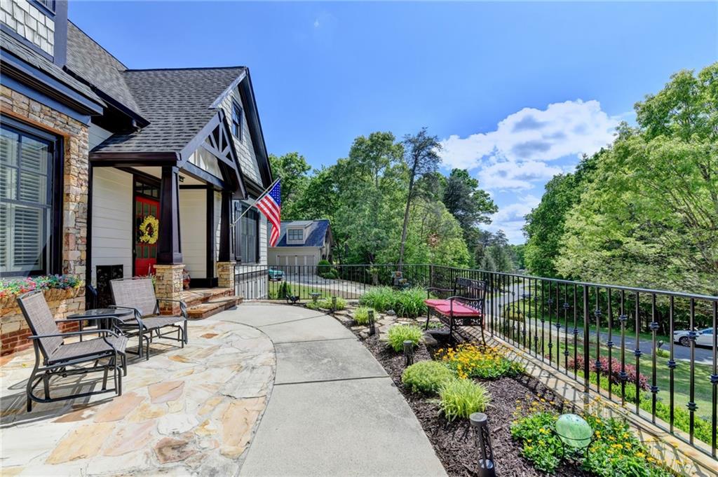 10 Cavender Run