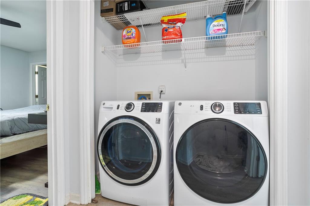 Northwest Pointe - Residential Lease