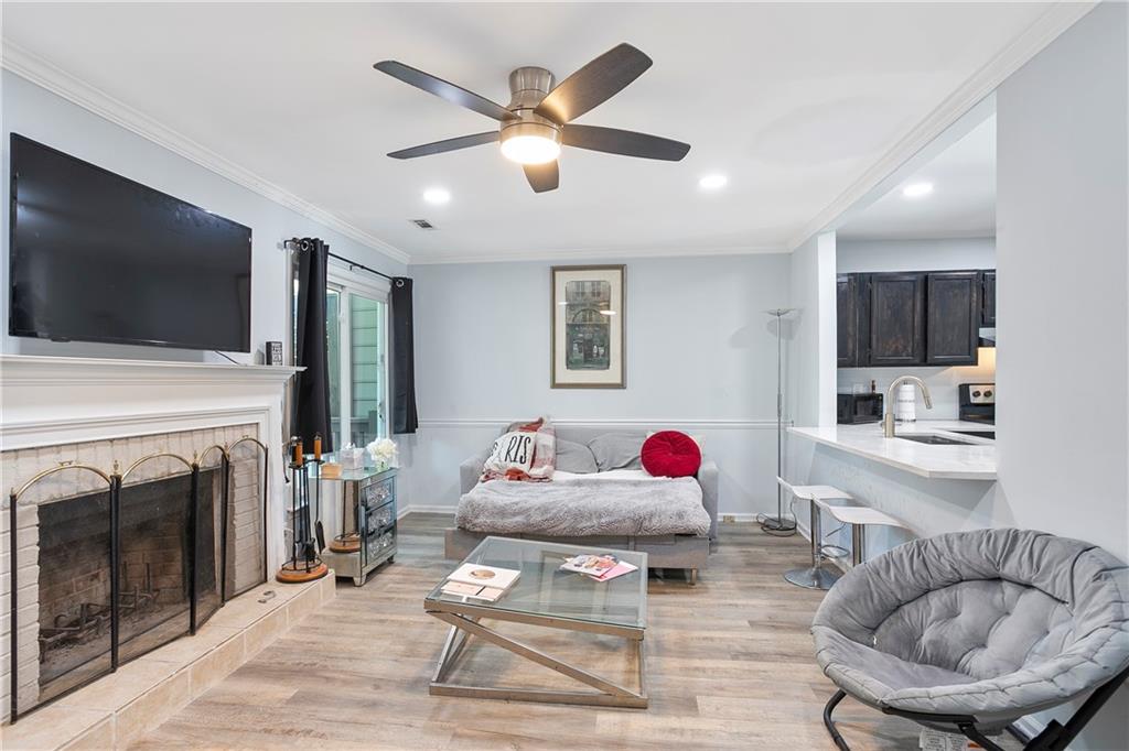 Northwest Pointe - Residential Lease