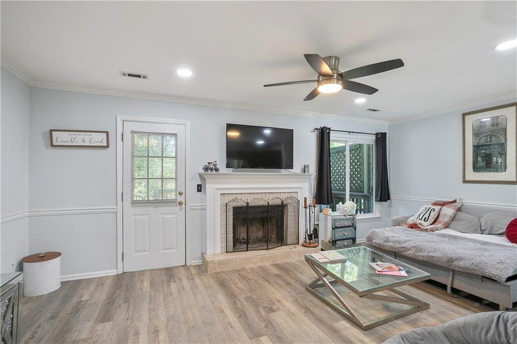 Northwest Pointe - Residential Lease