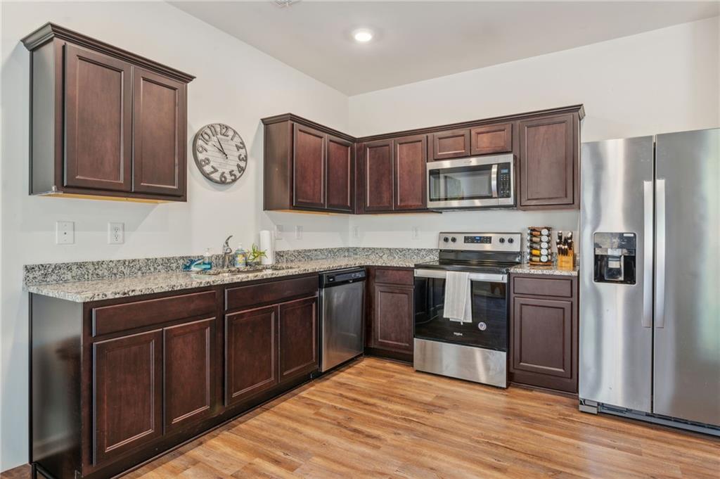 216 Grand Central Way, Cartersville, Georgia image 8