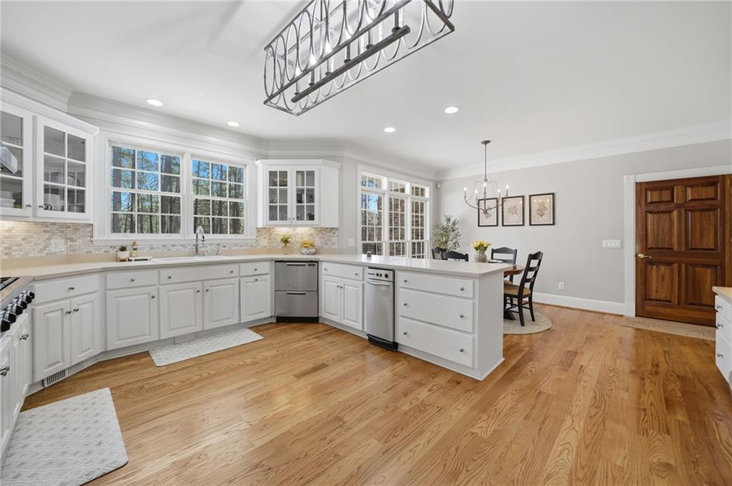 Canton, Georgia, 30114, United States, 5 Bedrooms Bedrooms, ,5 BathroomsBathrooms,Residential,Active,2024172