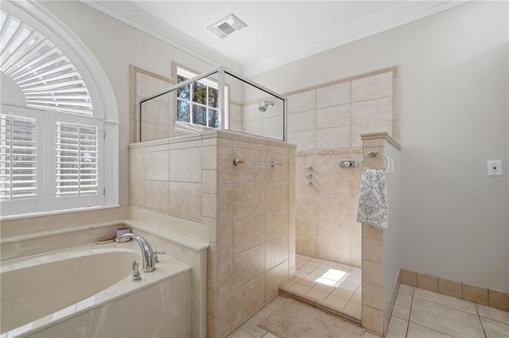 Canton, Georgia, 30114, United States, 5 Bedrooms Bedrooms, ,5 BathroomsBathrooms,Residential,Active,2024172
