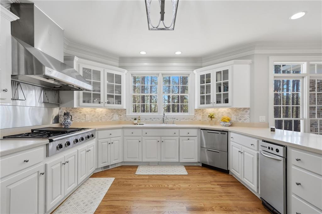 Canton, Georgia, 30114, United States, 5 Bedrooms Bedrooms, ,5 BathroomsBathrooms,Residential,Active,2024172