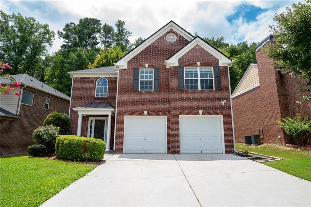 Beautiful 4-sided brick home, move-in ready and waiting for its new owners. Brand new roof installed in March 2025. This property also features fresh interior paint and new flooring throughout, giving it a modern and refreshed feel. Located in the heart of Snellville, this home offers an excellent location with easy access to shopping, dining, and entertainment options.
Upon entering, you are welcomed by a two-story foyer that leads to the spacious family room, perfect for gatherings and cozy nights by the fireplace. The kitchen features painted cabinets, granite countertops, and stainless steel appliances, offering both style and functionality for those who love to cook and entertain. The formal dining room, with an open view to the family room, is perfect for special dinners.
Upstairs, you will find a versatile loft area that can be used as a home office, media/TV room, or a study space for the kids. The large master suite is filled with natural light and offers a relaxing retreat. The master bathroom includes a garden tub, separate shower, double vanities, and a generous walk-in closet. The secondary bedrooms are also spacious and share a full bathroom. This home perfectly combines comfort, convenience, and an excellent location.