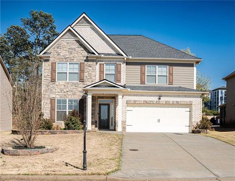 Homes For Sale - 4940 Sabino Bend<br/> Cumming, GA 30040