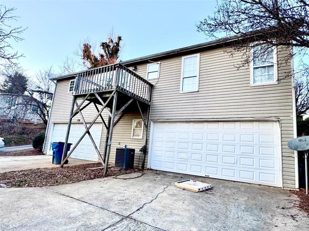 2020 Driftwood Circle