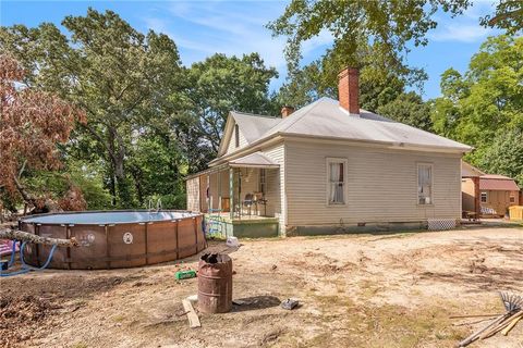 A home in Austell