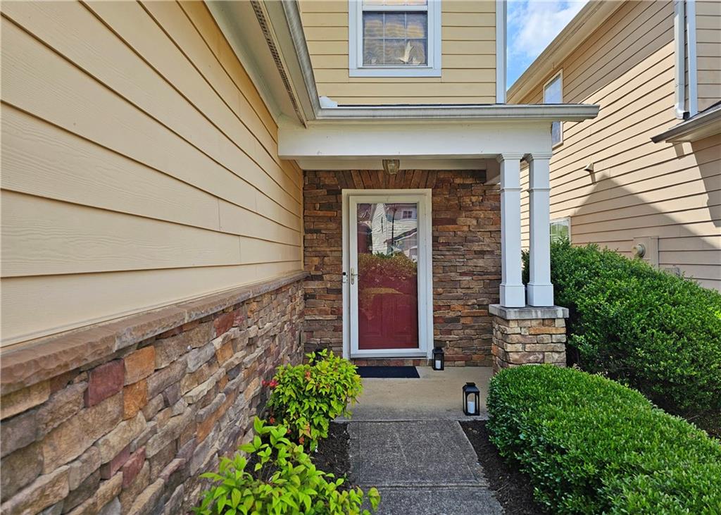 2428 Black Forest Drive, Conyers, Georgia image 2