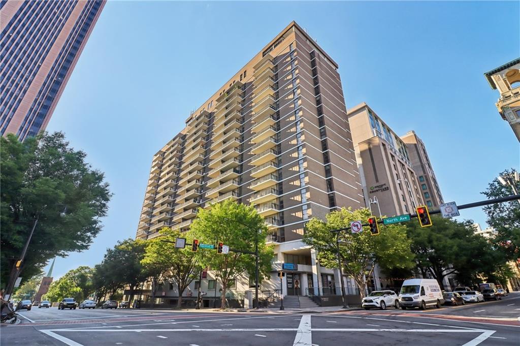 620 Peachtree Street NE 904
