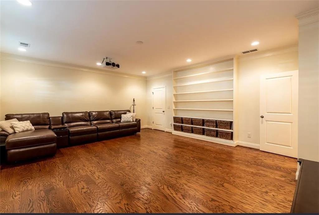 2303 Saint Davids Square NW 13