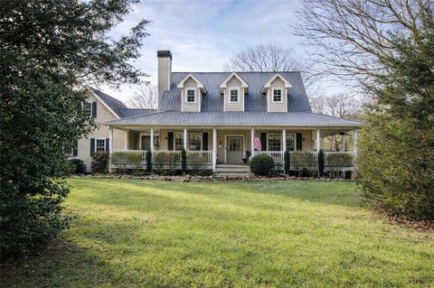 Homes For Sale - 6175 Jett Road<br/> Dawsonville, GA 30534