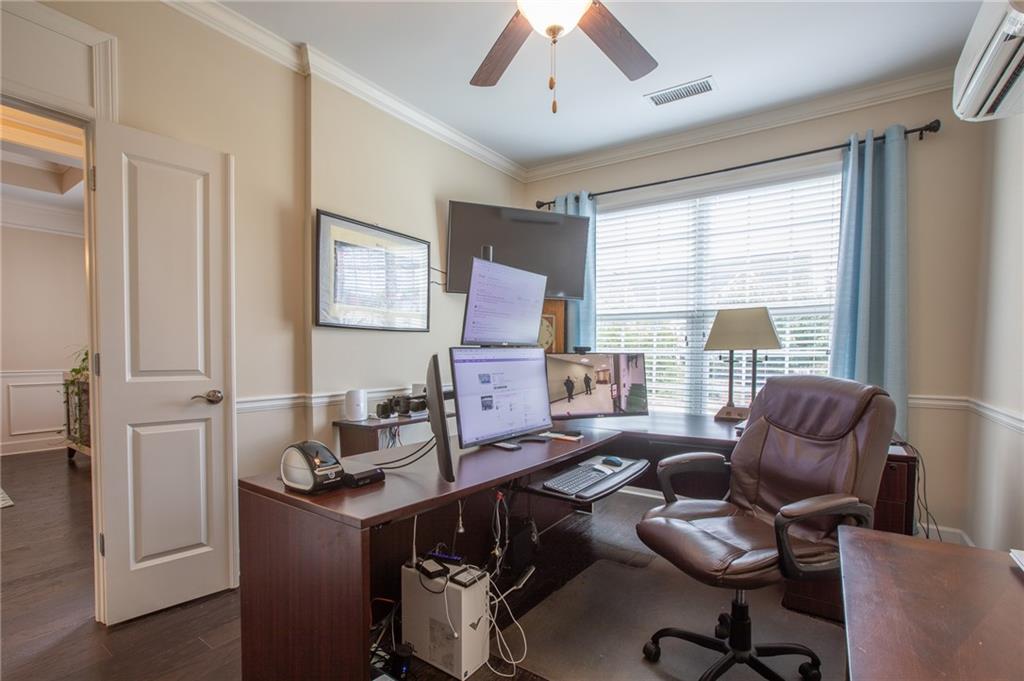 3528 Locust Cove Road SW