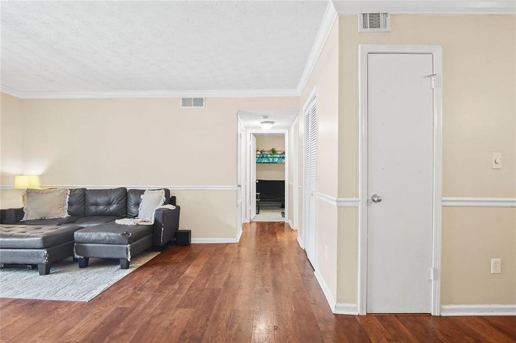 3120 Seven Pines Court Northwest 203