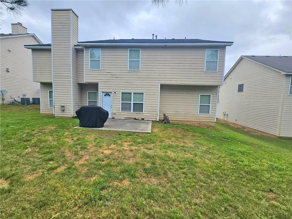 4925 Locherby Drive, Fairburn, Georgia image 23