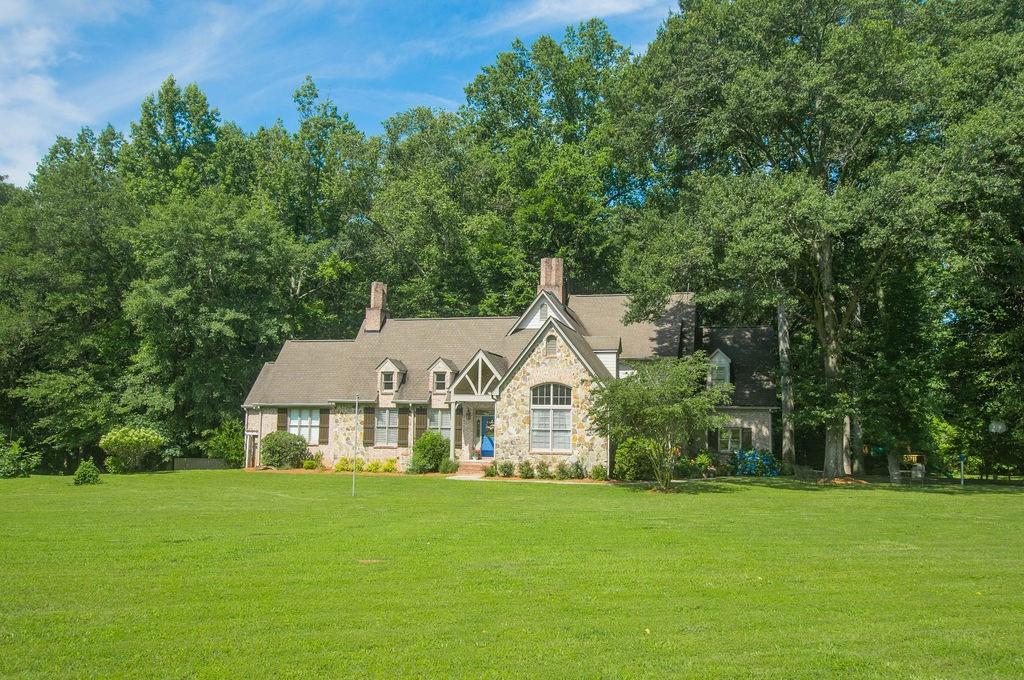1145 Thurston Snow Road