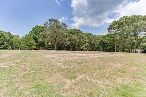 Vacant Land For Sale - 5775 Kennedy Road<br/> Suwanee, GA 30024
