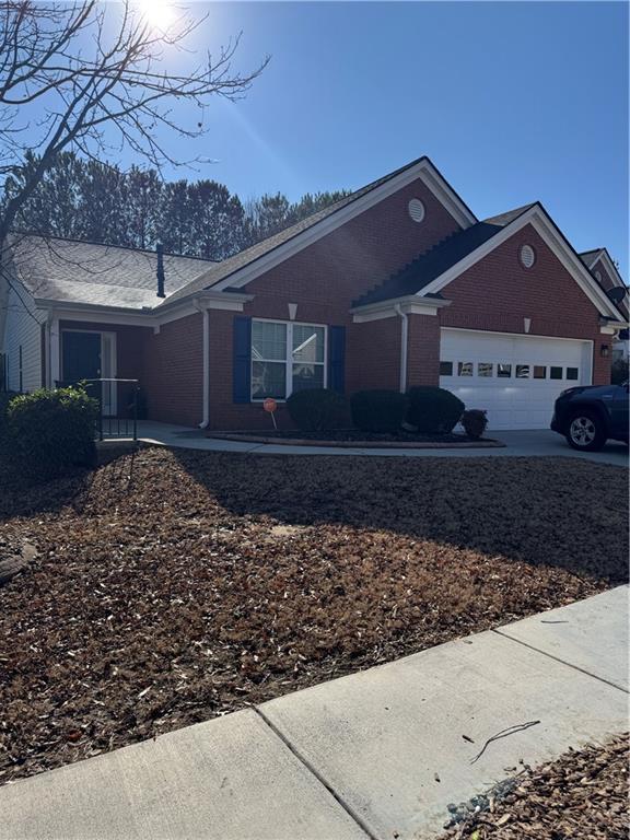 Beautiful, quiet neighborhood, Vacant, clean with all appliances included ready to move in.