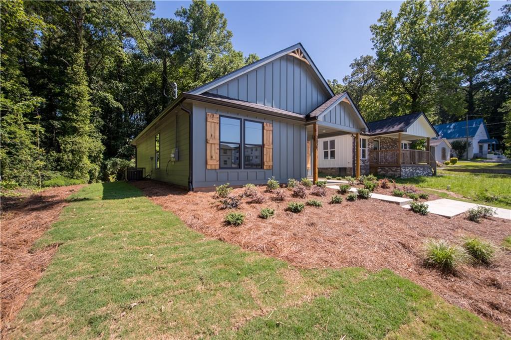3021 Delmar Lane NW