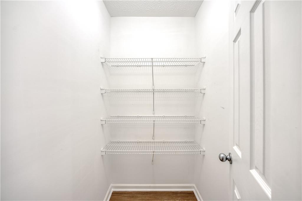 Vinings Crest - Residential Lease