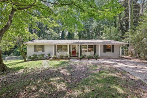 Homes For Rent - 2172 Jonathon Lane<br/> Brookhaven, GA 30319