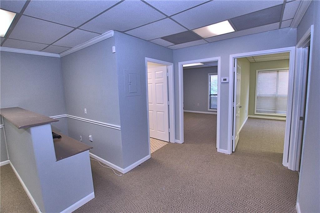 875 Old Roswell Road F200