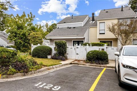 1129 Roselawn Lane SE Marietta GA 30067