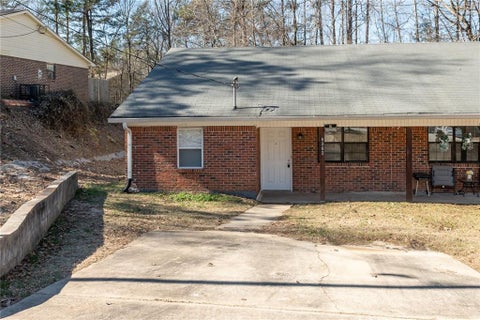 Multifamily For Rent - 8367 Warren Drive #8367<br/> Douglasville, GA 30134