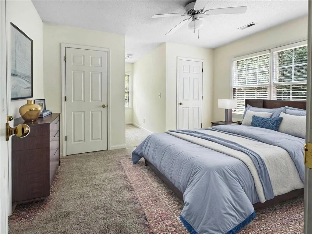 Newnan, Georgia 30263, United States, 3 Bedrooms Bedrooms, ,3 BathroomsBathrooms,Residential,Active,192440