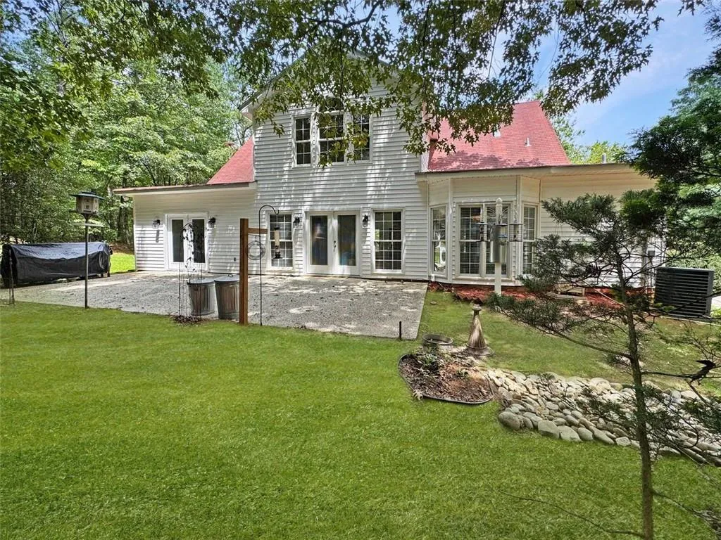 Newnan, Georgia 30263, United States, 3 Bedrooms Bedrooms, ,3 BathroomsBathrooms,Residential,Active,192440