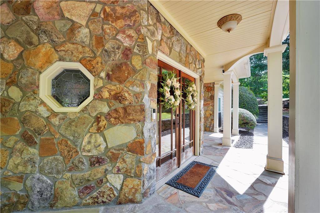 1010 Little River Way
