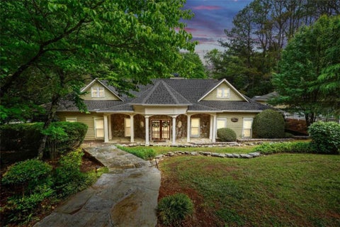 Homes For Sale - 1010 Little River Way<br/> Alpharetta, GA 30004