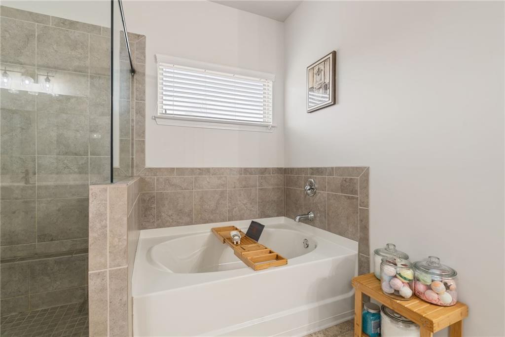 Tiberon on the Etowah - Residential