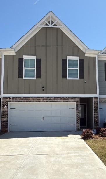 11692 Mendenhall Court, Hampton, Georgia image 1