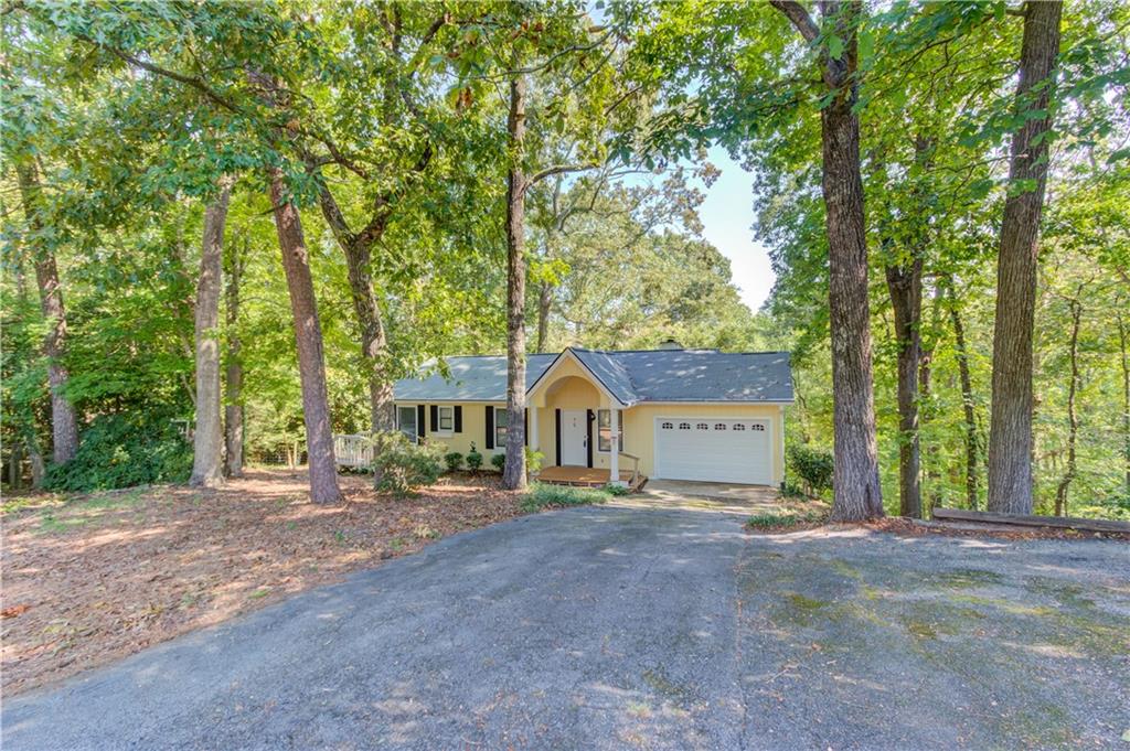 3629 Lakeview Drive