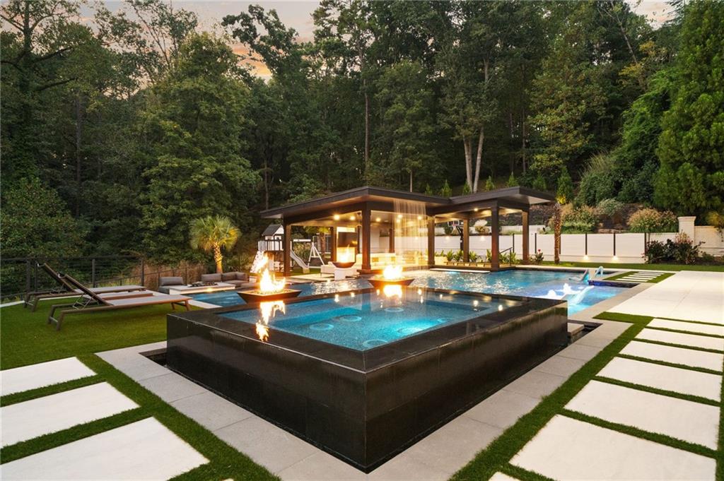 Sandy Springs - Residential
