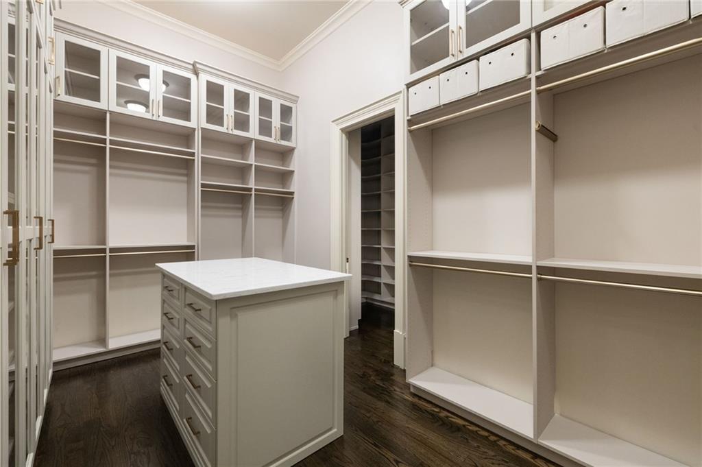 Sandy Springs - Residential
