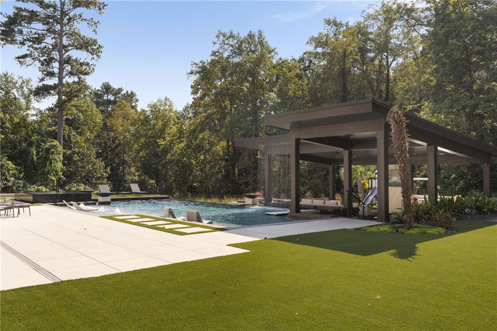Sandy Springs - Residential