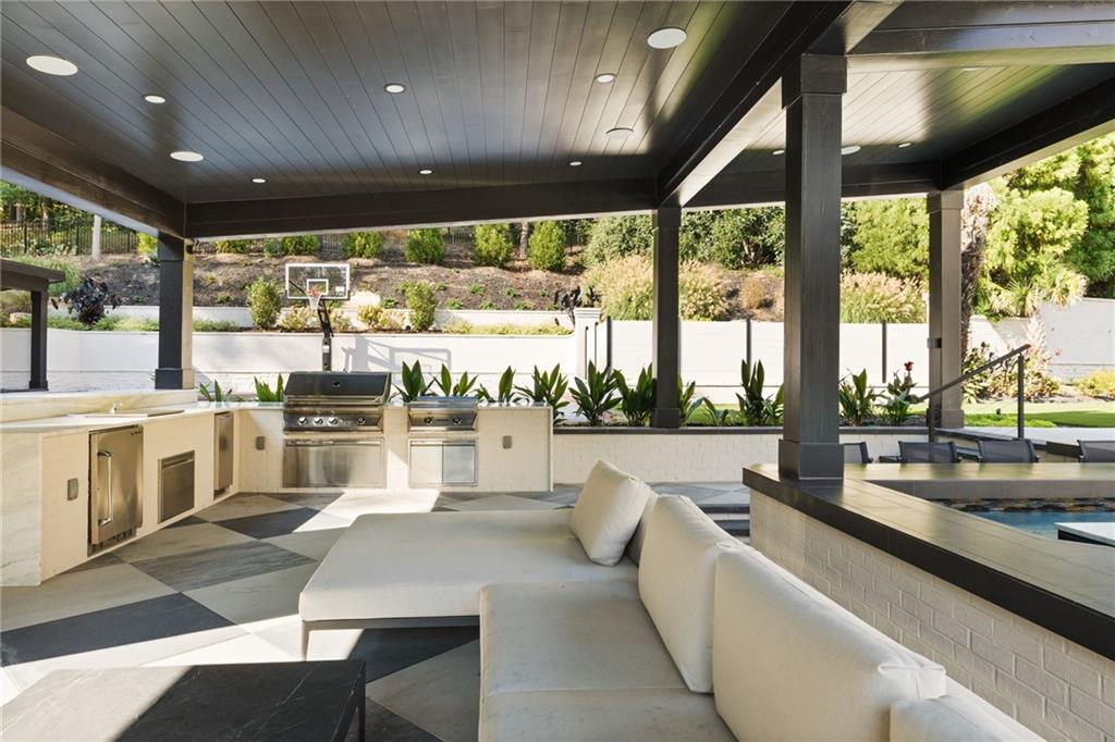 Sandy Springs - Residential