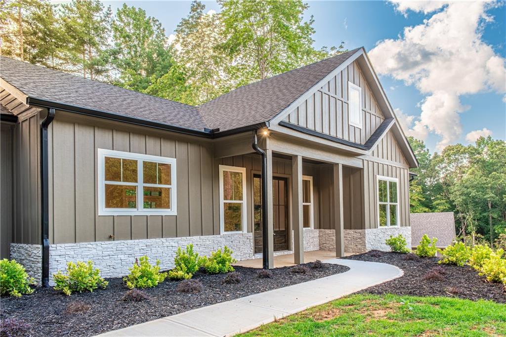 150 Red Maple Lane