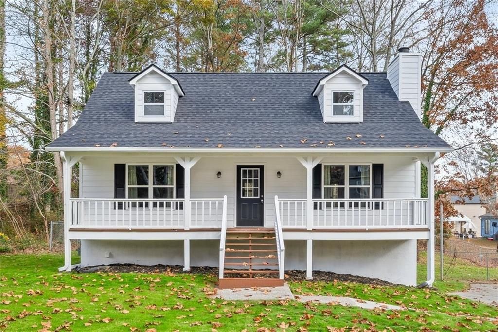 Photo of 1020 Hicksmil Drive SW, Marietta, GA 30060 (MLS # 7685261)