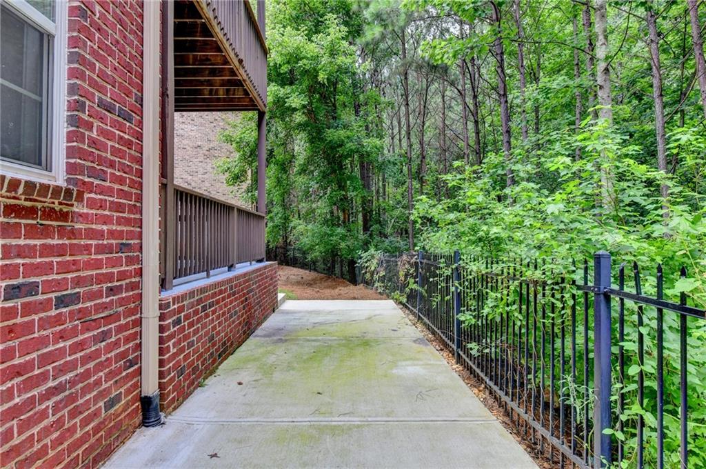 2511 Royston Drive