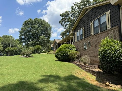 A home in Lilburn