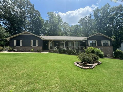 A home in Lilburn