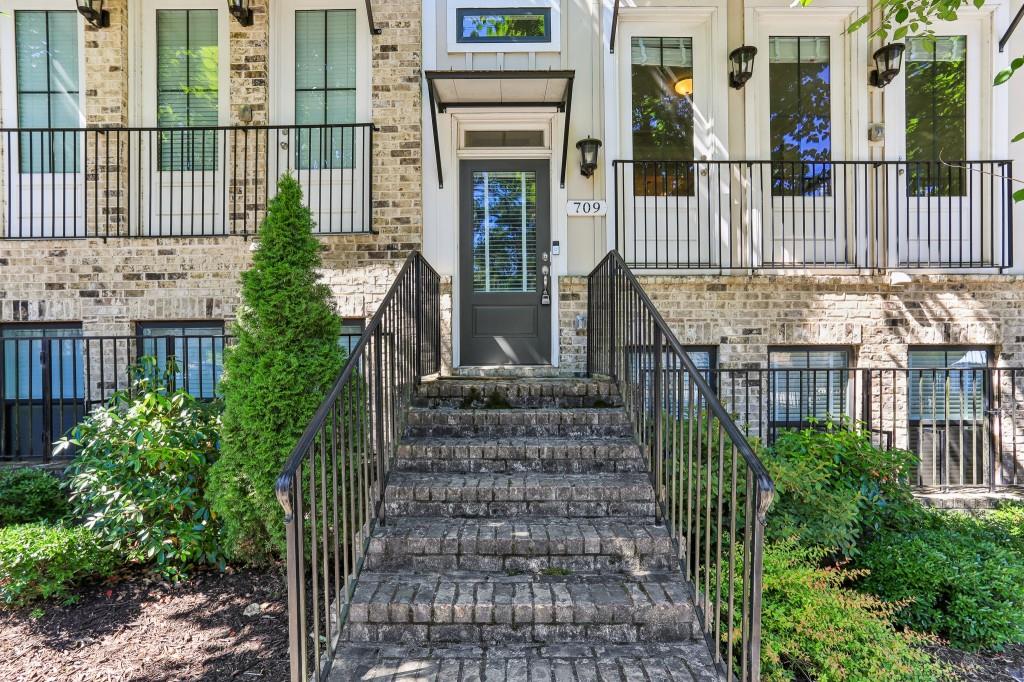 709 Bismark Road, Atlanta, Georgia image 8