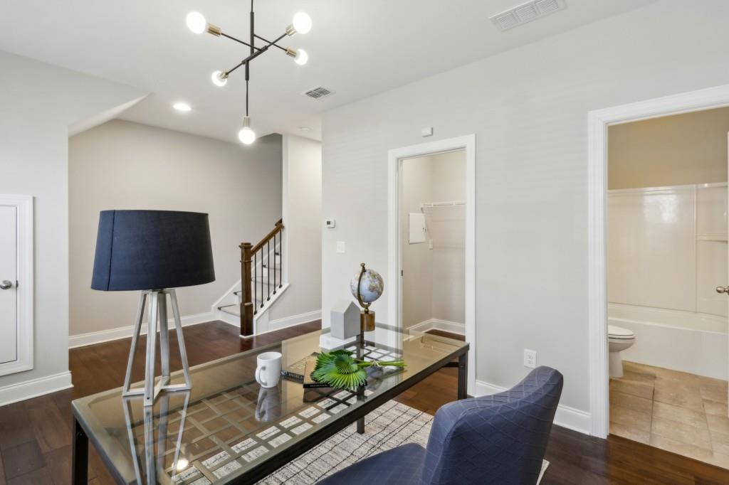 709 Bismark Road, Atlanta, Georgia image 33