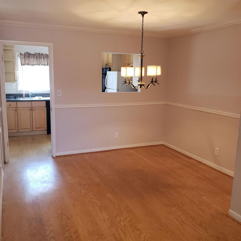 4282 Roswell Road NE G2