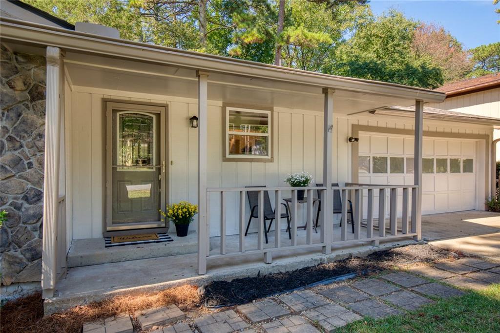 2494 Rhoanoke Drive
